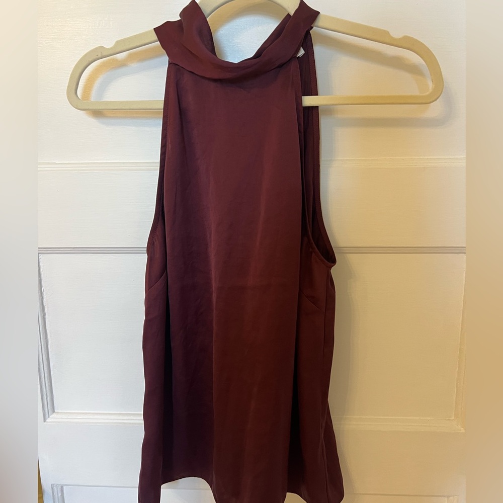 Aritzia Wilfred High-Neck Sleeveless Top